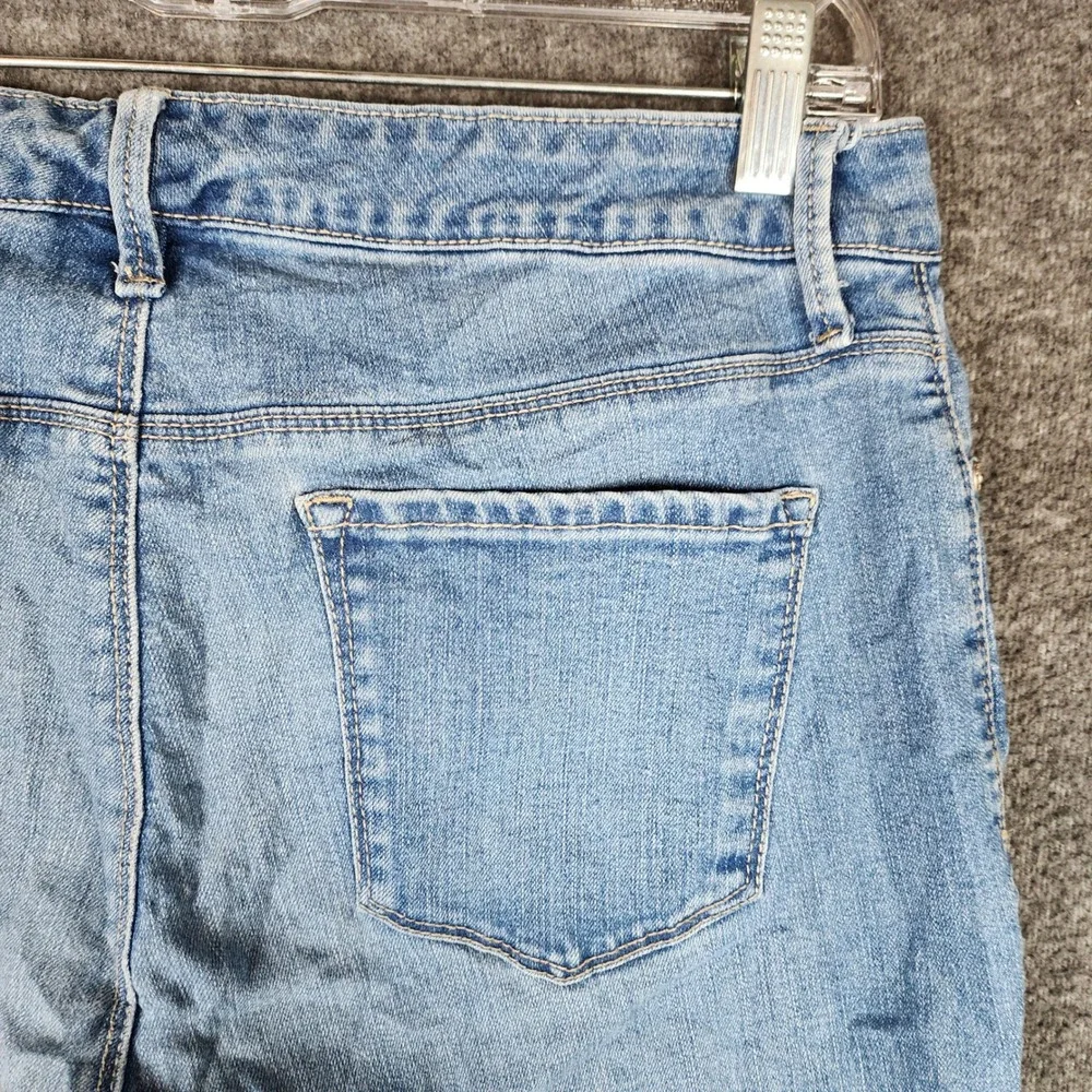 Gloria Vanderbilt Shorts Womens 10 All-Around Slimming Blue Denim Stretch EUC